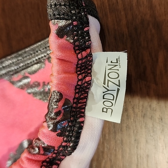 Body Zone triangle bikini top size Small - Picture 4 of 5